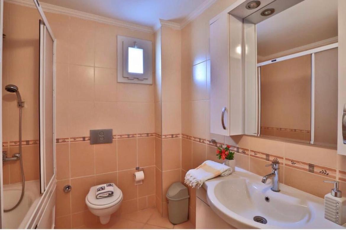 Antiphellos Apartments Kas Bagian luar foto